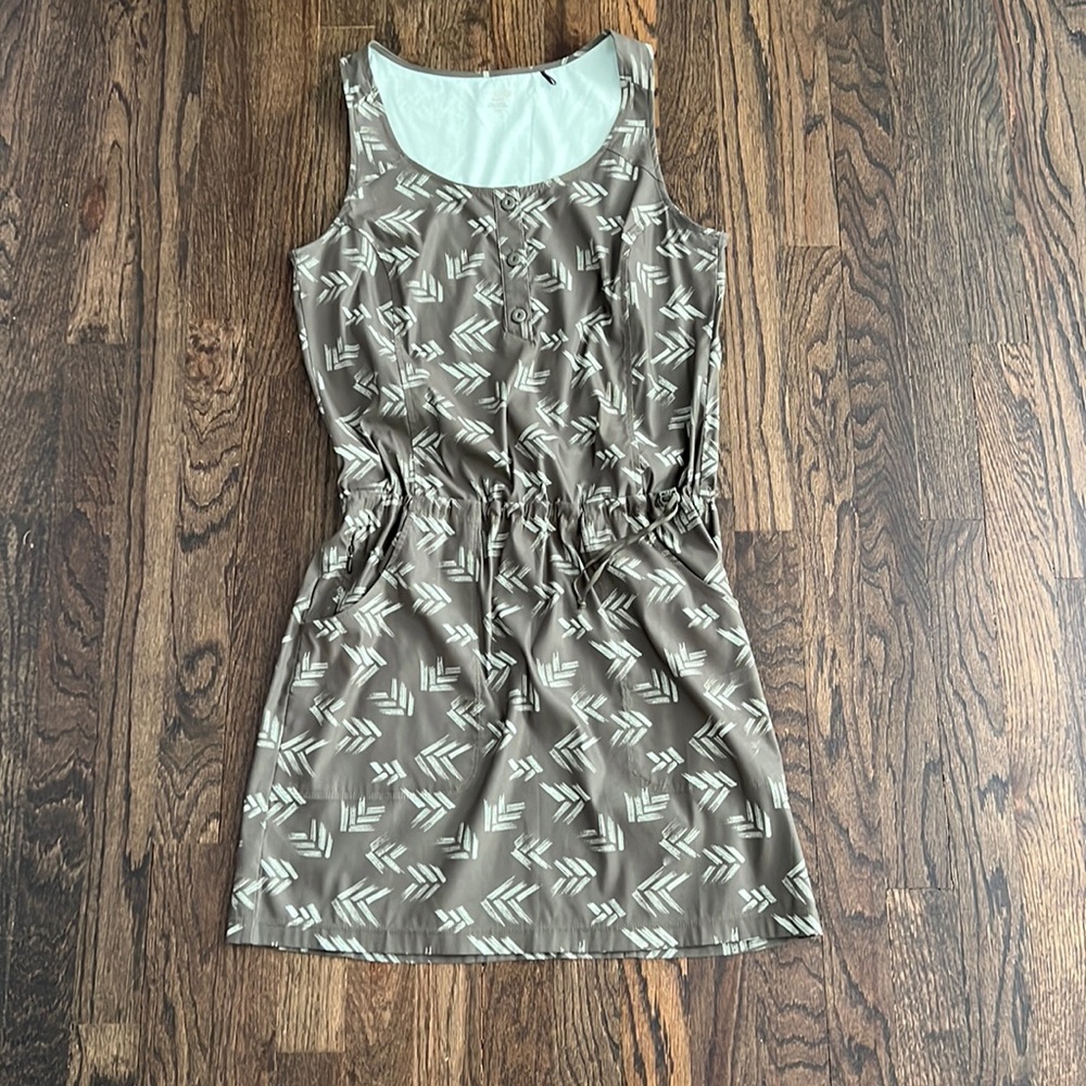 Toad & Co. Dress with cinch waist, size small